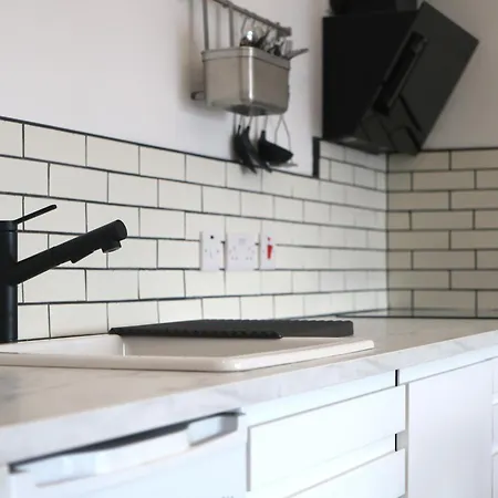 Rowan Beg Retreat * Renvyle